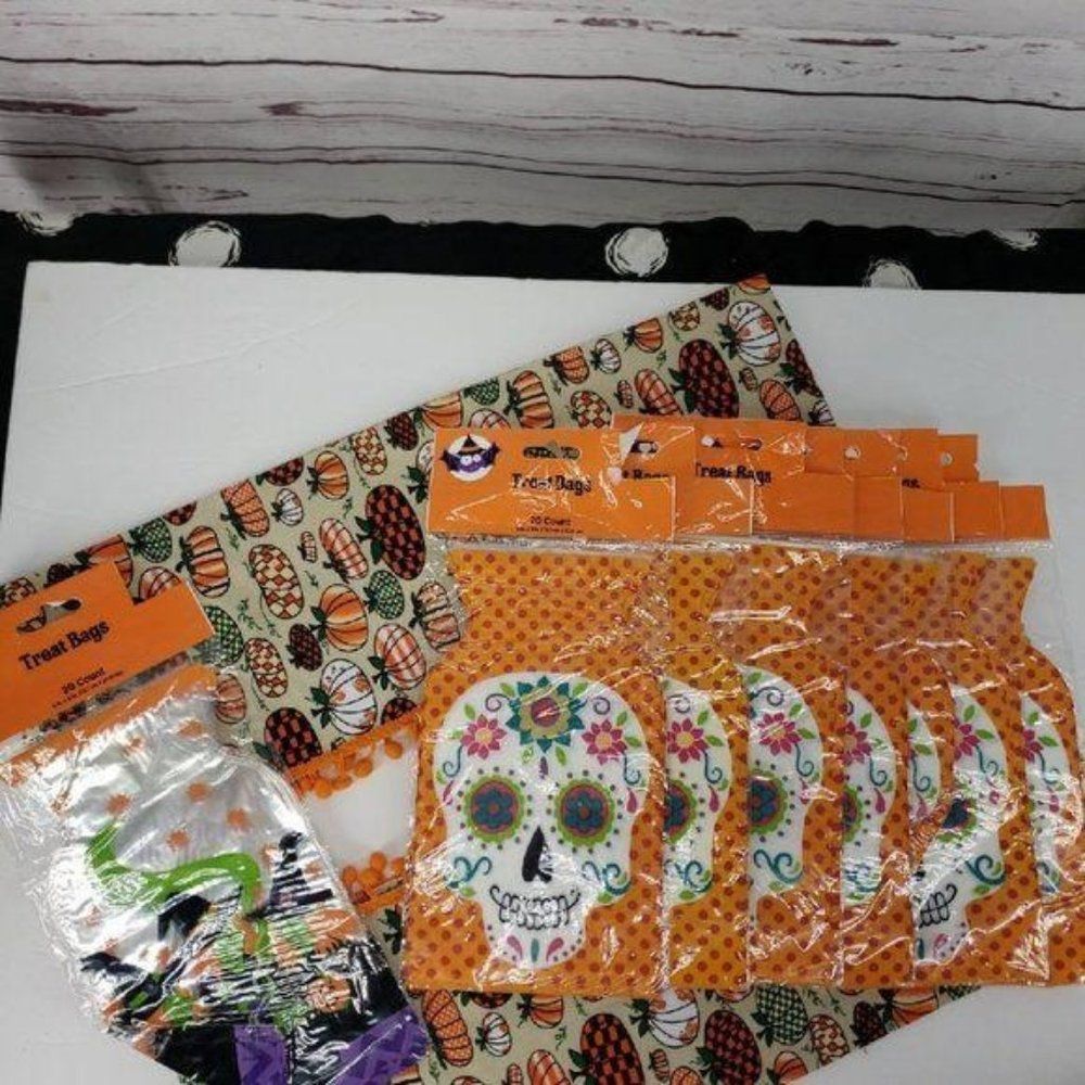 halloween‎ classroom treat bags 160ct